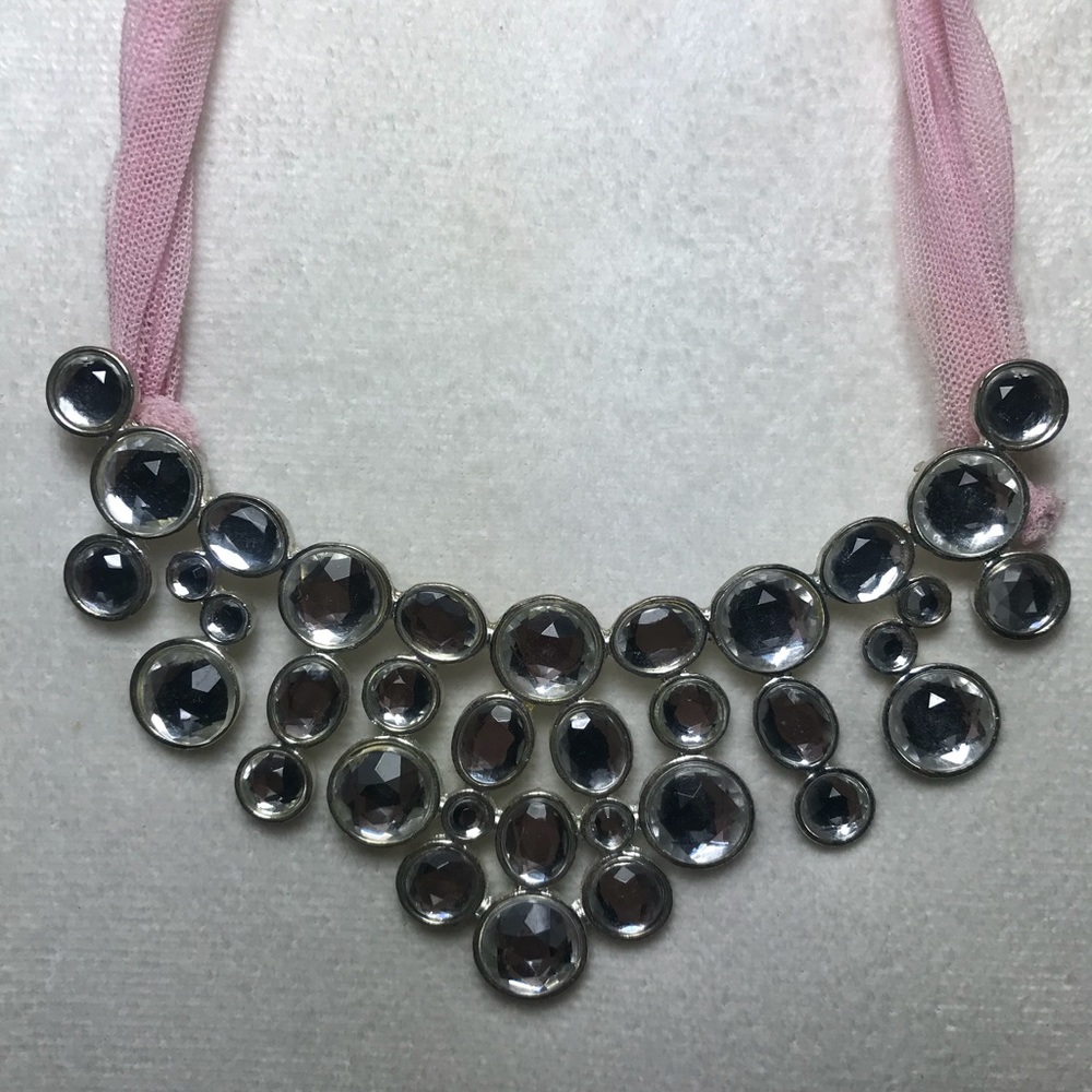 Diamond statement necklace 💎💋
